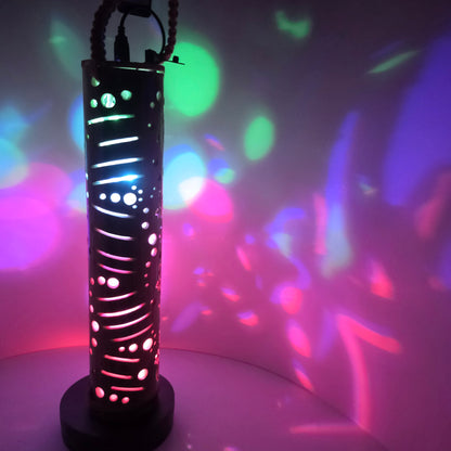 Bamboo Lantern - Geckos